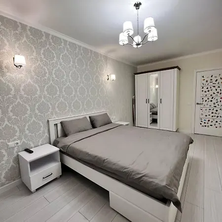 Gold Apartment Vysochana18 Iwano-Frankiwsk Exterior foto